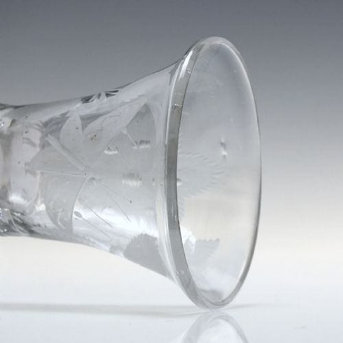 18TH CENTURY JACOBITE SYMPATHY ENGRAVED OPAQUE TWIST WINE GLASS C1760 - ADDITIONAL PHOTO 2