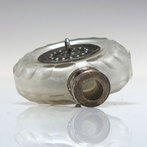 UNUSUAL VICTORIAN CIRCULAR COMBINED GLASS PERFUME BOTTLE PATCH BOX C1870 - ADDITIONAL PHOTO 1