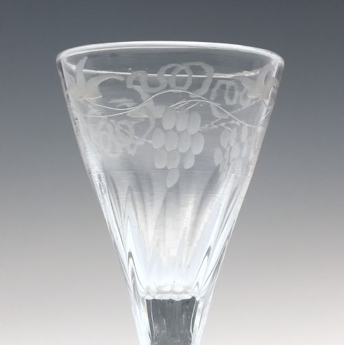 18TH CENTURY ENGRAVED WINE OR PORT GLASS C1780 - ADDITIONAL PHOTO 4