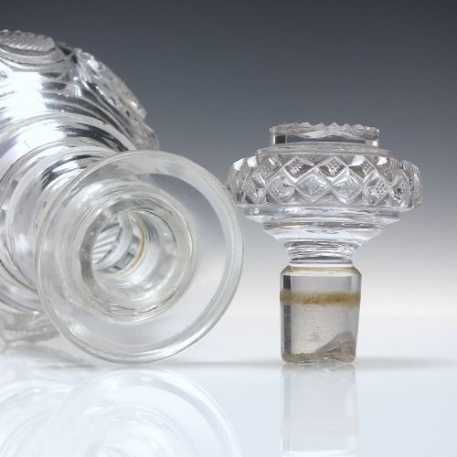 LARGE GEORGIAN IRISH CUT GLASS DECANTER C1820 - ADDITIONAL PHOTO 2