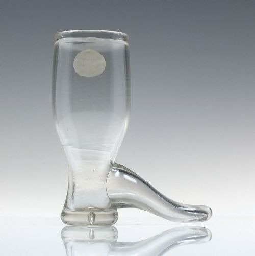 GEORGIAN 'BOOT' STIRRUP WINE GLASS C1800 - ADDITIONAL PHOTO 3