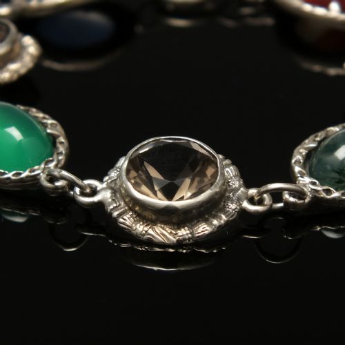 EXCEPTIONAL ANTIQUE SILVER AND SCOTTISH AGATE BRACELET C1920 - ADDITIONAL PHOTO 4