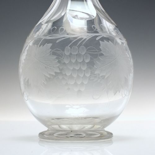 ENGRAVED VICTORIAN GLASS WINE CARAFE C1860 - ADDITIONAL PHOTO 3