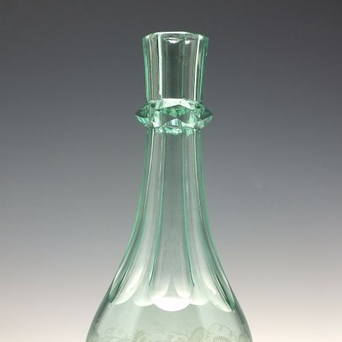 VICTORIAN RICHARDSON SON GREEN ENGRAVED SERVING BOTTLE C1870 - ADDITIONAL PHOTO 3