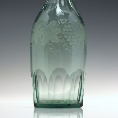 VICTORIAN RICHARDSON SON GREEN ENGRAVED SERVING BOTTLE C1870 - ADDITIONAL PHOTO 4