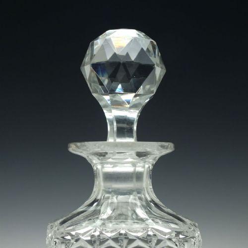 PAIR OF ANTIQUE ENGRAVED VICTORIAN GLASS DECANTERS C1880 - ADDITIONAL PHOTO 1