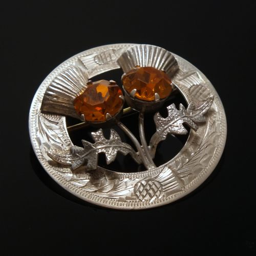 scottish solid silver celtic shield brooch edinburgh 1958 - CATEGORY: ANTIQUE JEWELLERY - DATED 1950