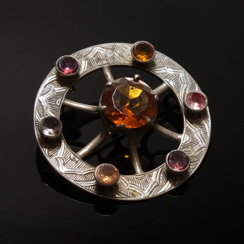 ANTIQUE 19TH CENTURY SCOTTISH SILVER CELTIC GEMSTONE SHIELD BROOCH C1880 - ADDITIONAL PHOTO 1