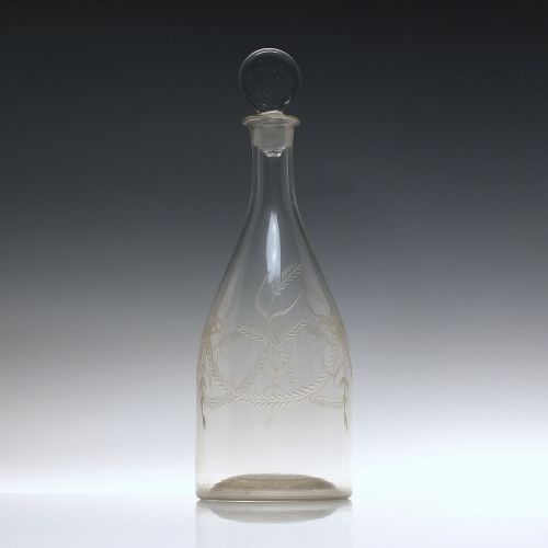 GEORGIAN ENGRAVED GLASS TAPER DECANTER C1780 - ADDITIONAL PHOTO 1