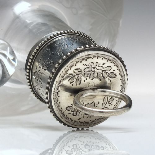 VICTORIAN ENGRAVED GLASS CLARET JUG WITH SILVER TOP LONDON 1867 - ADDITIONAL PHOTO 3