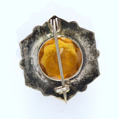 ANTIQUE SCOTTISH CELTIC SHIELD SILVER GEMSTONE BROOCH C1920 - ADDITIONAL PHOTO 1
