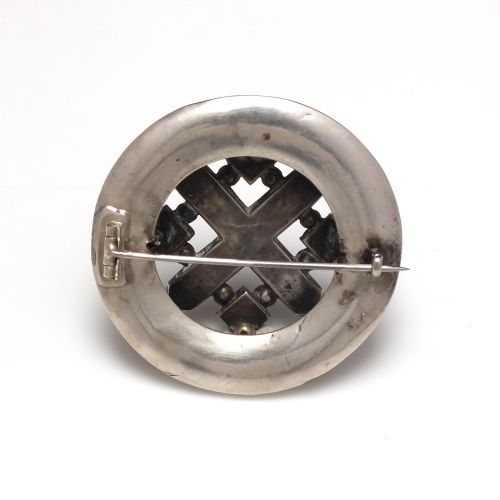 LARGE ANTIQUE SCOTTISH CELTIC SHIELD SILVER AGATE BROOCH C1880 - ADDITIONAL PHOTO 2