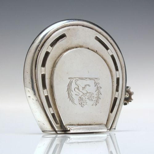 victorian solid silver horseshoe vesta case with engraved creast 1887 - CATEGORY: ANTIQUE SILVER - DATED 1880