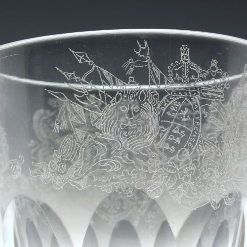 VICTORIAN DIAMOND POINT HERALDIC ENGRAVED GLASS TUMBLER C1860 - ADDITIONAL PHOTO 5