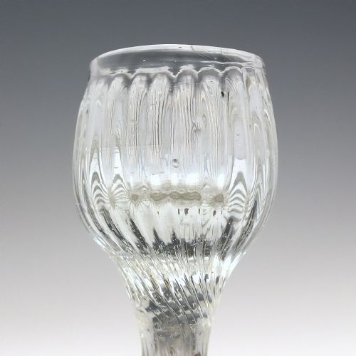 RARE GEORGIAN RIB MOULDED DRAM GLASS C1760 - ADDITIONAL PHOTO 2