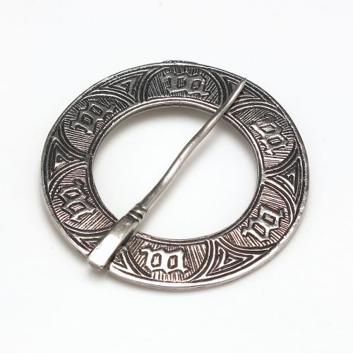 antique silver celtic kilt pin c1922 - CATEGORY: ANTIQUE JEWELLERY - DATED 1920