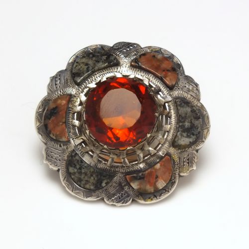 ANTIQUE SCOTTISH CELTIC SHIELD SILVER GRANITE BROOCH C1880 - ADDITIONAL PHOTO 1