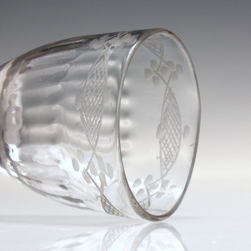 GEORGIAN RIB MOULDED AND ENGRAVED PORT WINE GLASS C1740 - ADDITIONAL PHOTO 3