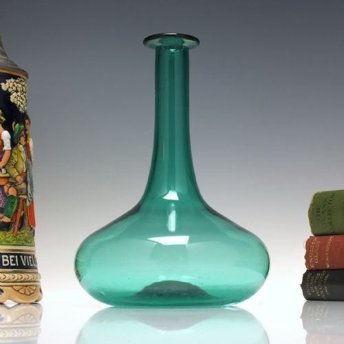 georgian green glass mell decanter c1830 - CATEGORY: ANTIQUE GLASS - DATED 1850