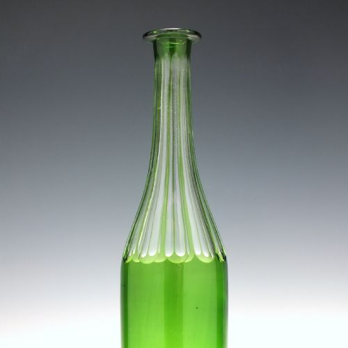 VICTORIAN GREEN GLASS DECANTER OR SERVING BOTTLE C1860 - ADDITIONAL PHOTO 3