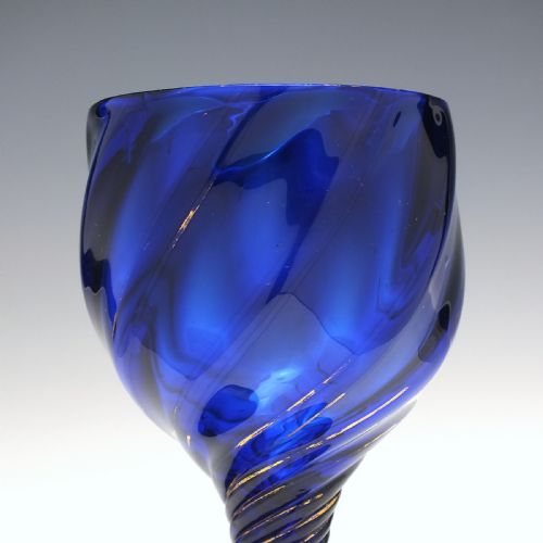 GEORGIAN BLUE WRYTHEN WINE GLASS C17801800 - ADDITIONAL PHOTO 3
