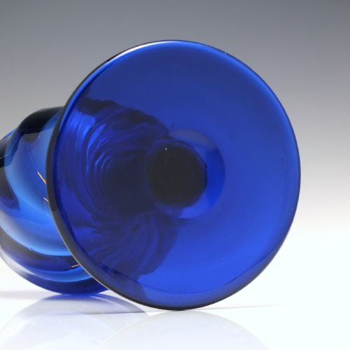 GEORGIAN BLUE WRYTHEN WINE GLASS C17801800 - ADDITIONAL PHOTO 5