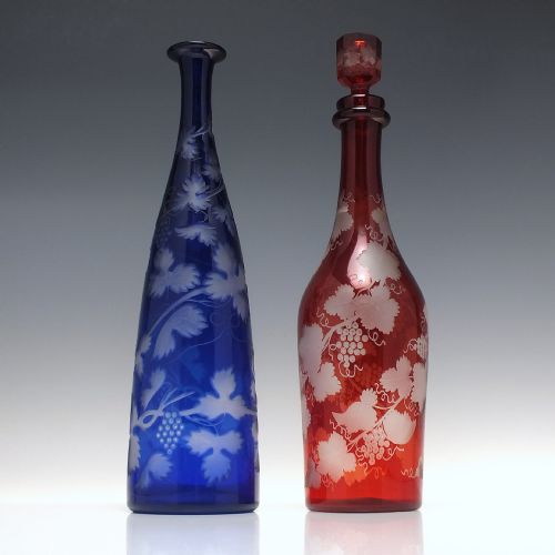 ANTIQUE 19TH CENTURY ENGRAVED BRISTOL BLUE GLASS SERVING BOTTLE C1860 - ADDITIONAL PHOTO 5