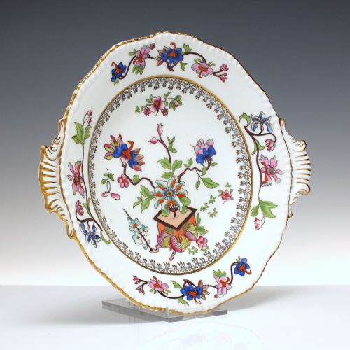 RAIR VICTORIAN COALPORT HANDLED ROUND SERVING PLATE C1900 IN FLOWER POT PATTERN - ADDITIONAL PHOTO 1
