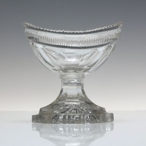 SET OF THREE EARLY 19TH CENTURY CUT GLASS STANDING SALTS C1800 - ADDITIONAL PHOTO 1
