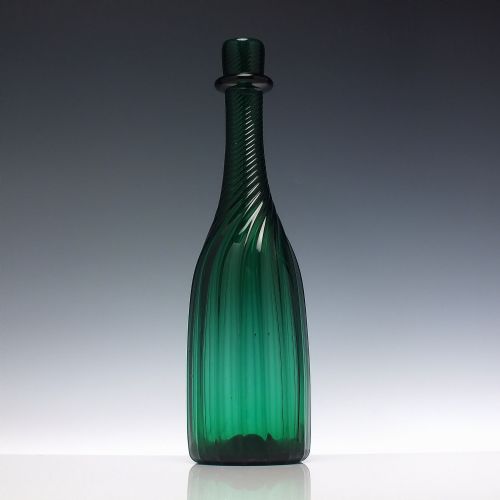19TH CENTURY VICTORIAN RICHARDSONS GREEN WRYTHEN GLASS SERVING BOTTLE C1840 - ADDITIONAL PHOTO 1