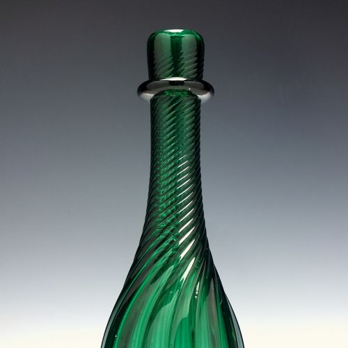 19TH CENTURY VICTORIAN RICHARDSONS GREEN WRYTHEN GLASS SERVING BOTTLE C1840 - ADDITIONAL PHOTO 3