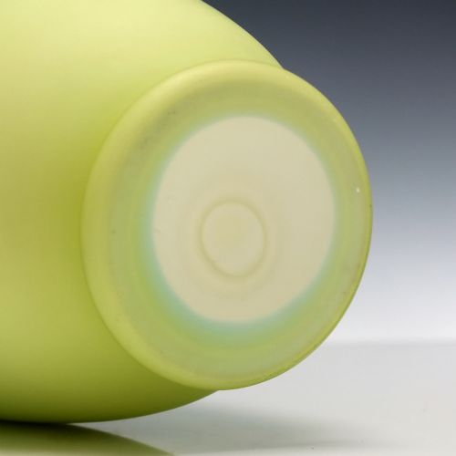 VICTORIAN THOMAS WEBB SONS PALE GREEN GLASS VASE C1880 - ADDITIONAL PHOTO 3
