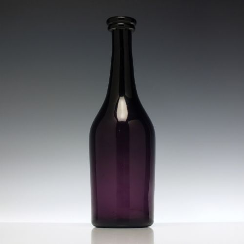 ANTIQUE 19TH CENTURY AMETHYST GLASS SERVING BOTTLE C1850 - ADDITIONAL PHOTO 1