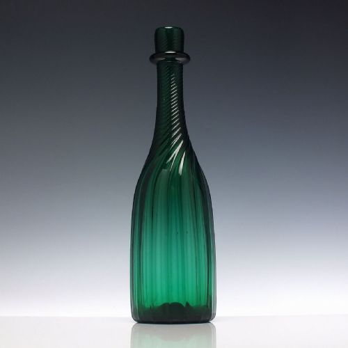 19TH CENTURY VICTORIAN RICHARDSONS GREEN WRYTHEN GLASS SERVING BOTTLE C1840 - ADDITIONAL PHOTO 1