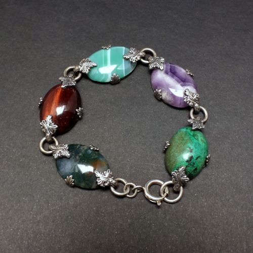 VICTORIAN ANTIQUE SILVER AND SCOTTISH AGATE BRACELET C1900 - ADDITIONAL PHOTO 1