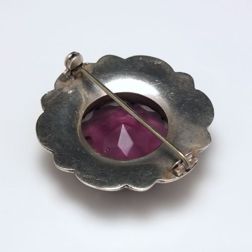 ANTIQUE SCOTTISH CELTIC SHIELD SILVER GEMSTONE BROOCH C1900 - ADDITIONAL PHOTO 1