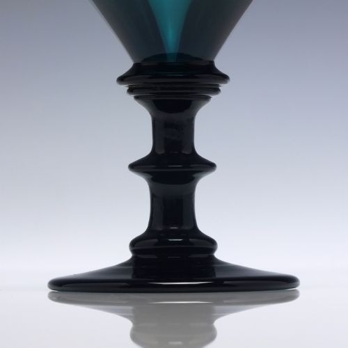 PAIR OF 19TH CENTURY TURQUOISE WINE GLASSES C1820 - ADDITIONAL PHOTO 2