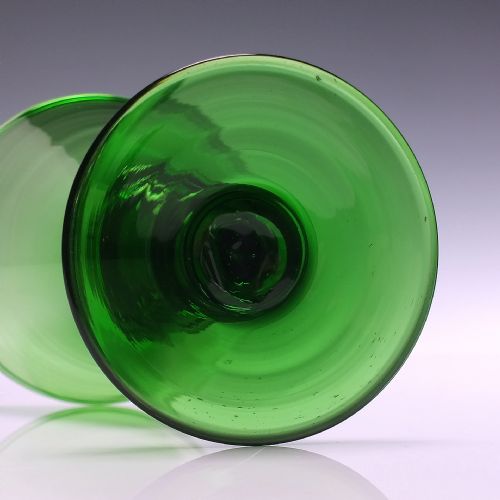 PAIR OF 19TH CENTURY APPLE GREEN WINE GLASSES C1840 - ADDITIONAL PHOTO 5