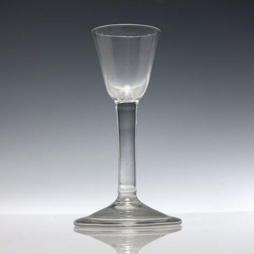 GEORGIAN PLAIN STEM SHORT WINE GLASS C1740 - ADDITIONAL PHOTO 1