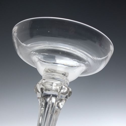 RARE 18TH CENTURY PEDESTAL STEM SAUCER TOP CHAMPAGNE GLASS C1740 - ADDITIONAL PHOTO 3