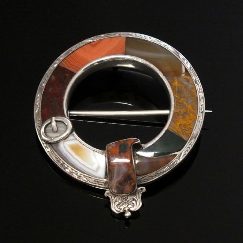 victorian scottish silver garter belt agate brooch c1860 - CATEGORY: ANTIQUE JEWELLERY - DATED 1850
