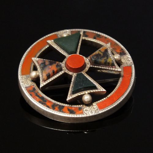 VICTORIAN SCOTTISH SILVER CELTIC CROSS AGATE BROOCH C1870 - ADDITIONAL PHOTO 1