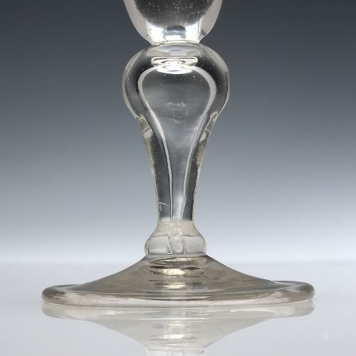 18TH CENTURY SAXON ENGRAVED WINE GLASS C1750 - ADDITIONAL PHOTO 2