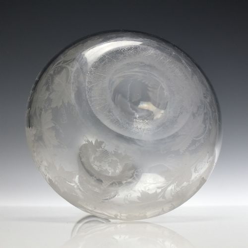 VICTORIAN ENGRAVED DECANTER C1880 - ADDITIONAL PHOTO 4