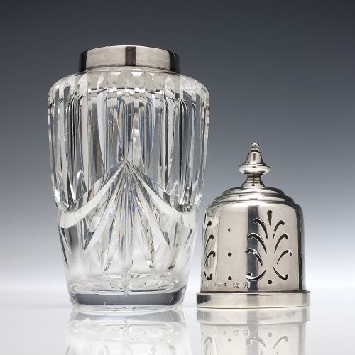 PAIR OF GEORGE V SILVER TOPPED SUGAR CASTERS BIRMINGHAM 1934 - ADDITIONAL PHOTO 2