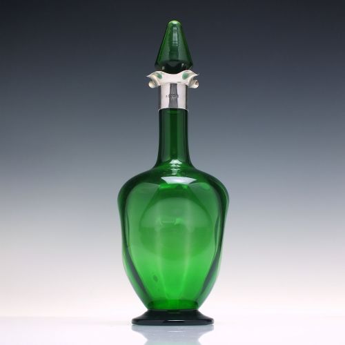 PAIR ART NOUVEAU SILVER TOP GREEN GLASS DECANTERS LONDON 1898 - ADDITIONAL PHOTO 1