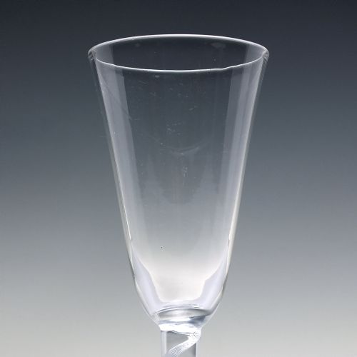 18TH CENTURY GEORGIAN AIR TWIST ALE GLASS C1750 - ADDITIONAL PHOTO 3
