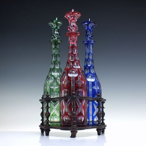 VICTORIAN HARLEQUIN BLUE RED GREEN GLASS DECANTERS IN ROSEWOOD STAND C1870 - ADDITIONAL PHOTO 3