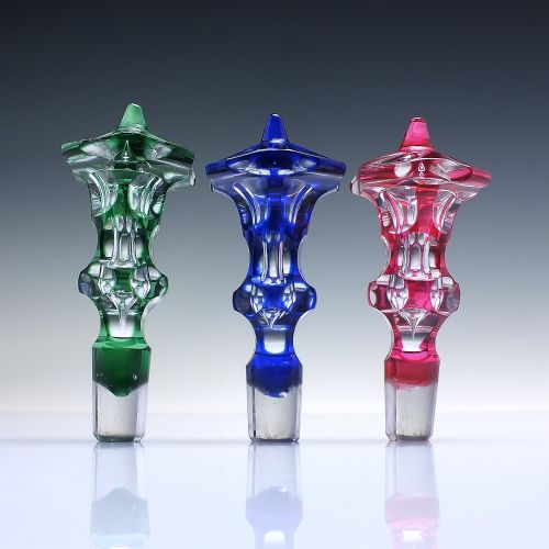 VICTORIAN HARLEQUIN BLUE RED GREEN GLASS DECANTERS IN ROSEWOOD STAND C1870 - ADDITIONAL PHOTO 4