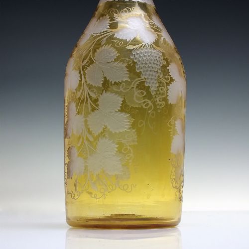 PAIR OF 19TH CENTURY ENGRAVED AMBER GLASS SERVING BOTTLES OR DECANTERS C1860 - ADDITIONAL PHOTO 2